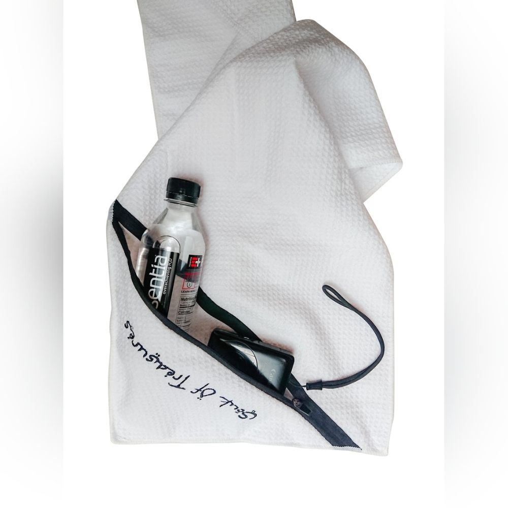 SOUK OF TREASURES Zippered Sport / Golf / Gym Towel w/ loop & zip pocket long